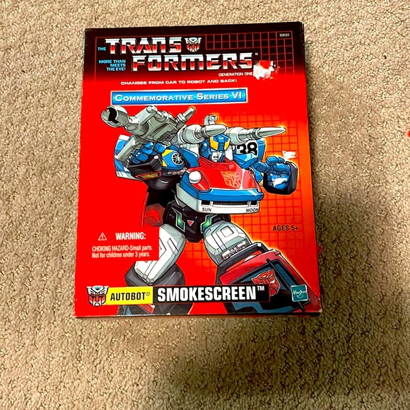 Other - Transformers- commemorative series smokescreen